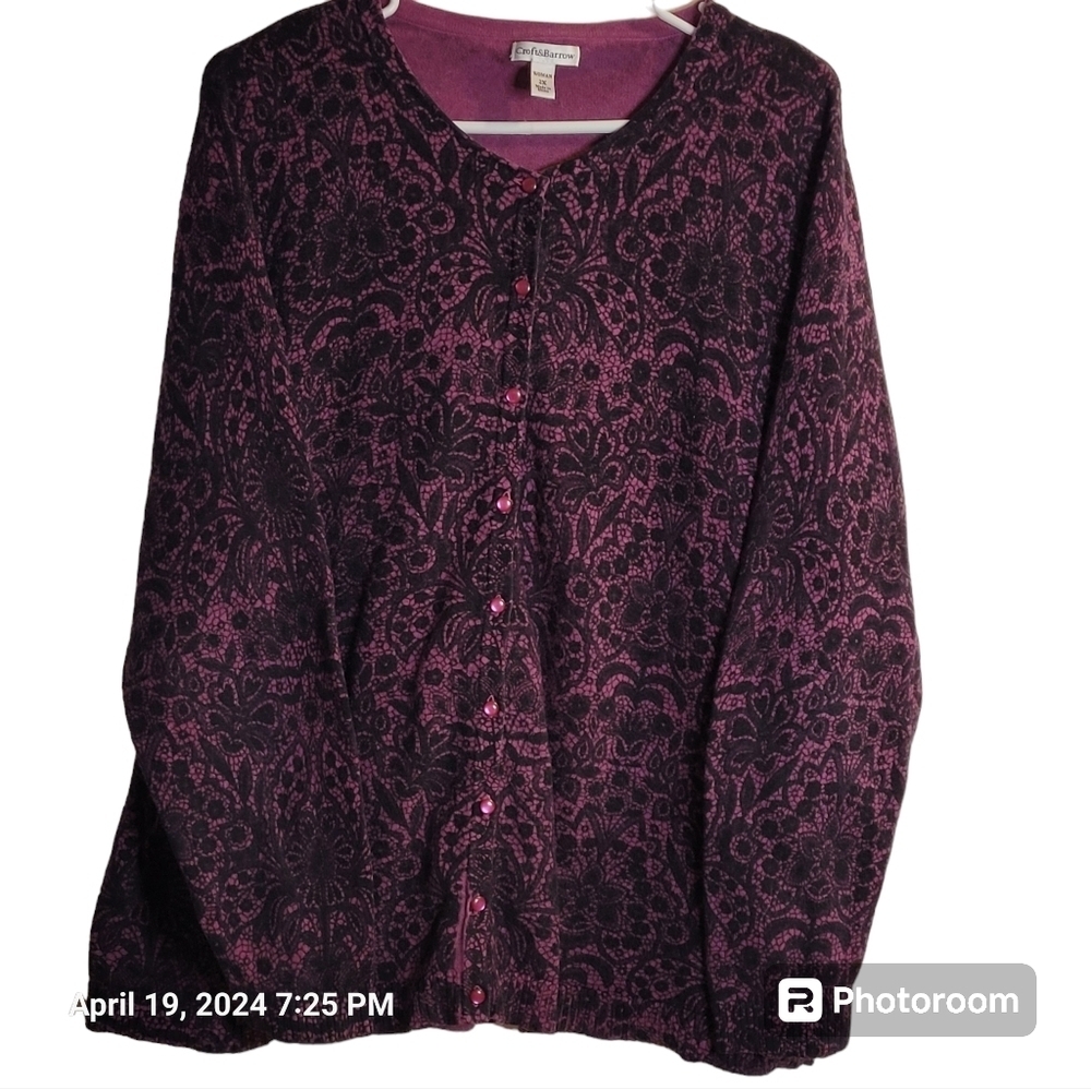 CROFT&BARROW,purple cardigan w/black lace print.Long sleeve, button-up. Sz.3X.